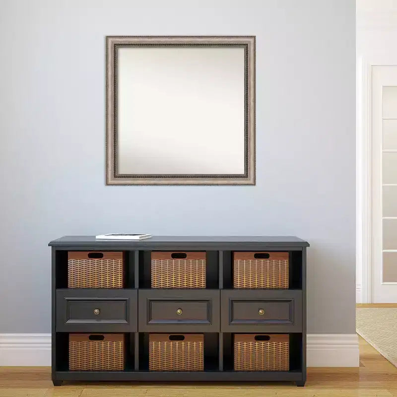 Miroir mural de salle de bain orné Lyla sans biseau 30 po x 30 po Argent - : Cadre carré moderne en polystyrène, fixation murale