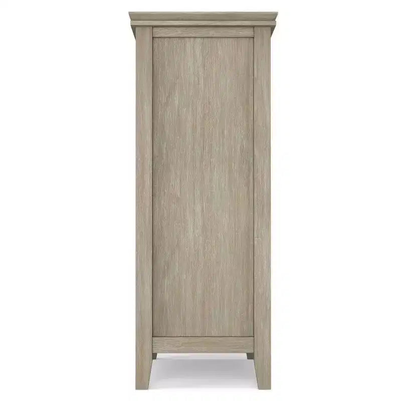 38 Armoire de rangement de taille moyenne