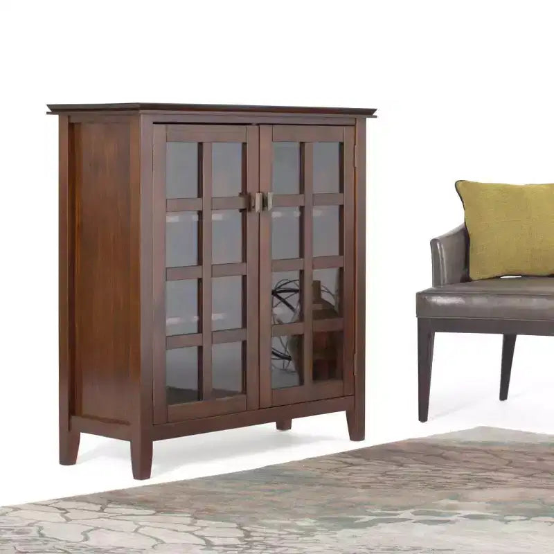 38 Armoire de rangement de taille moyenne