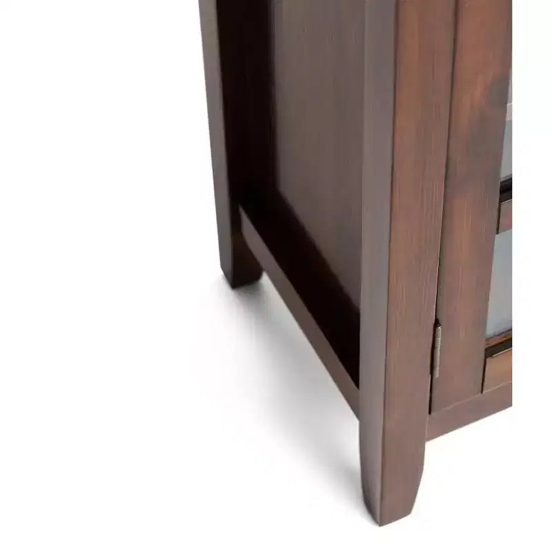 38 Armoire de rangement de taille moyenne