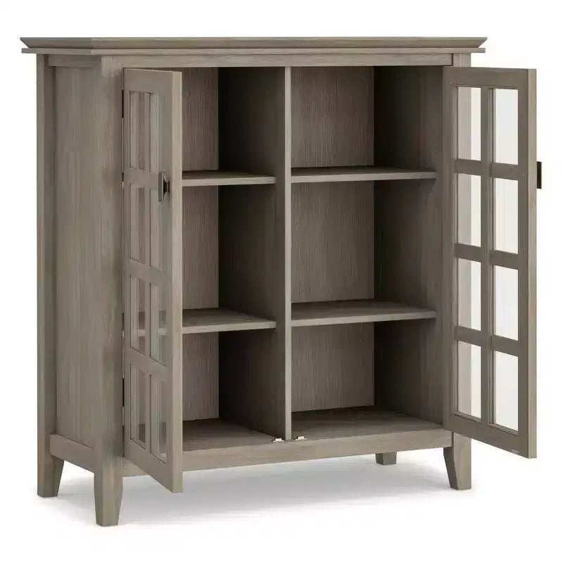 38 Armoire de rangement de taille moyenne