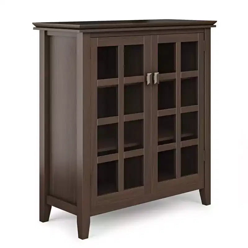 38 Armoire de rangement de taille moyenne