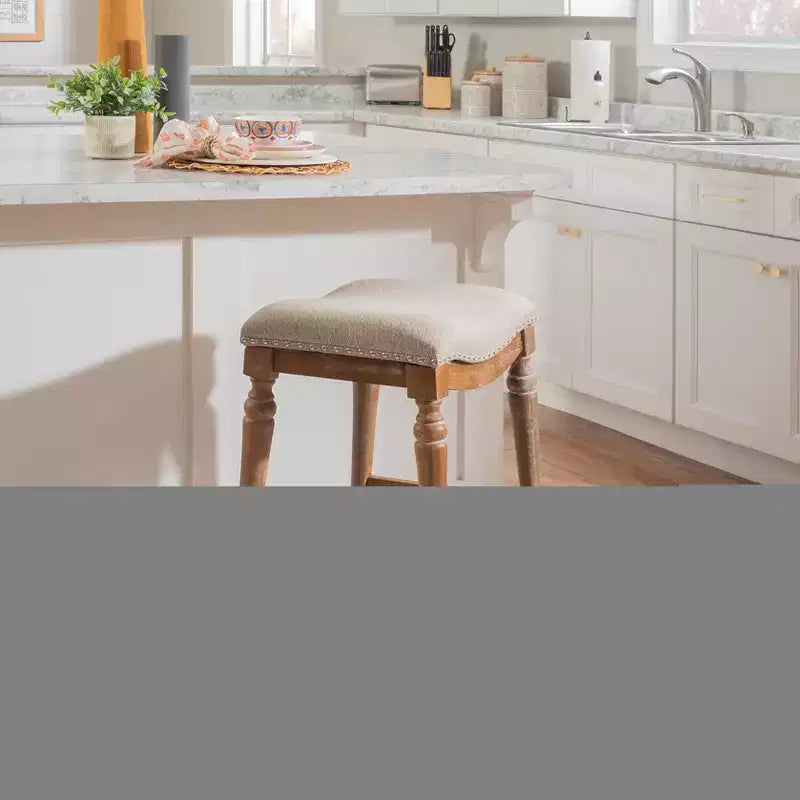 Grand et haut tabouret de bar sans dossier en bois, hauteur comptoir
